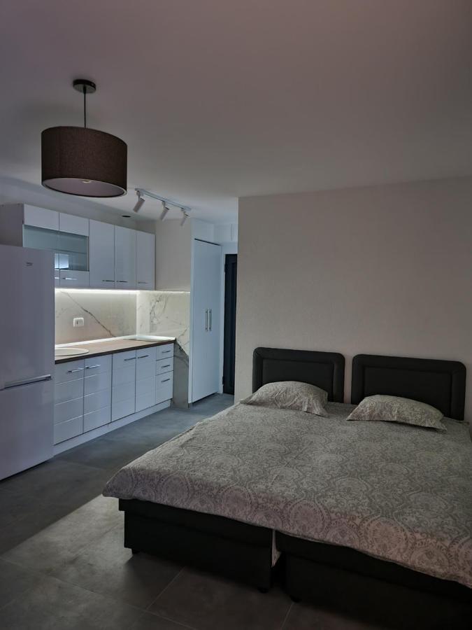 Apartments Vranes Tivat Luaran gambar