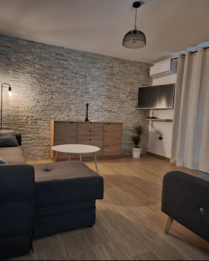 Apartments Vranes Tivat Luaran gambar