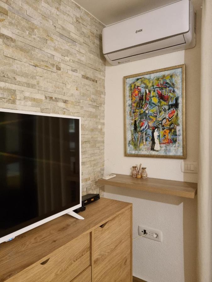 Apartments Vranes Tivat Luaran gambar