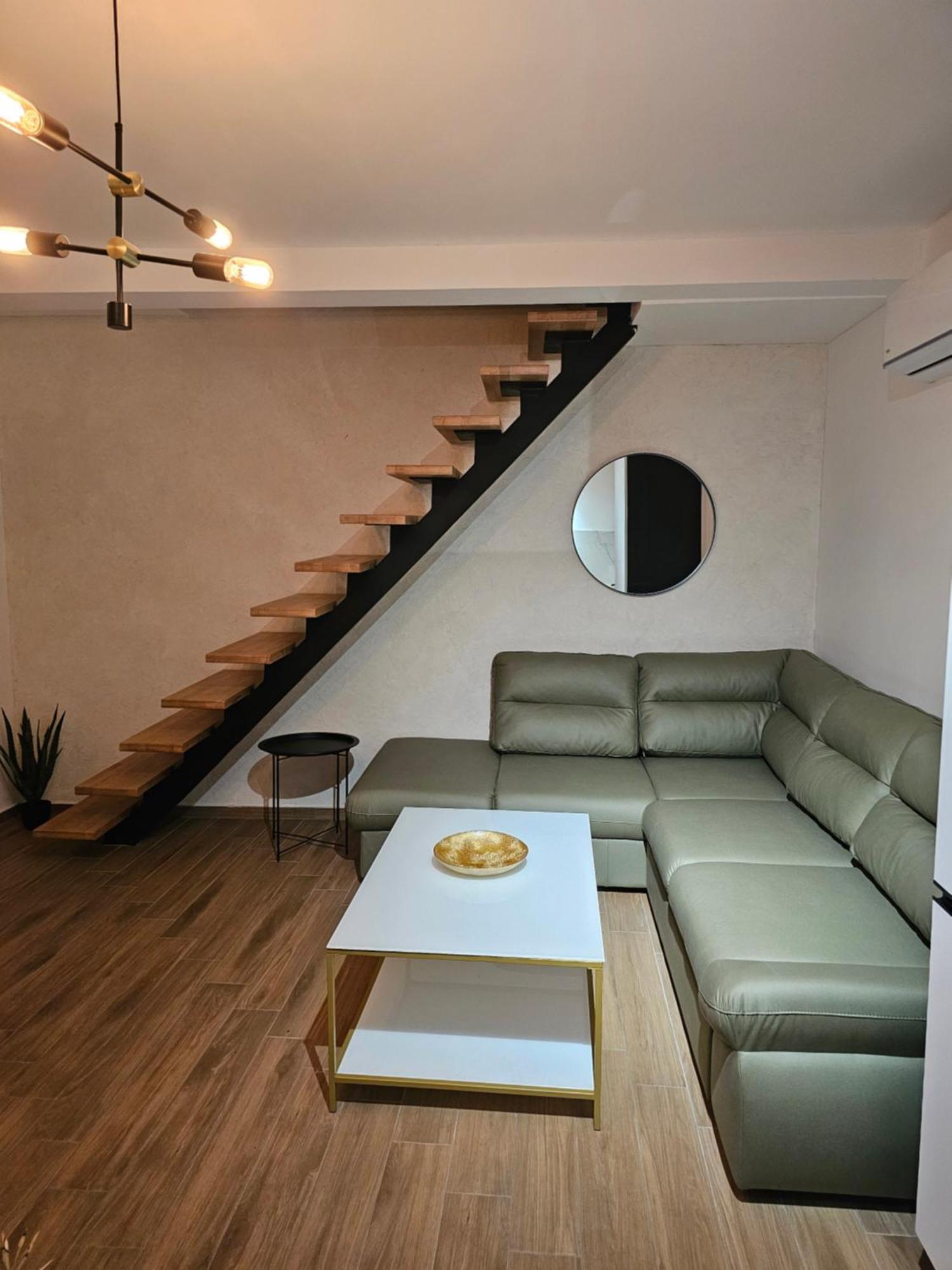 Apartments Vranes Tivat Luaran gambar